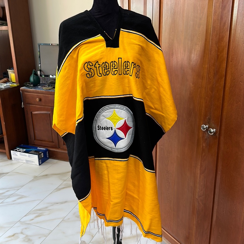 Steelers Oversized Fringed Poncho